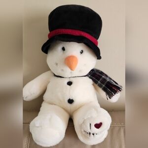 Russ Plush Snowman Named Snowflake with “I Love Snow” on‎ Foot 15"
